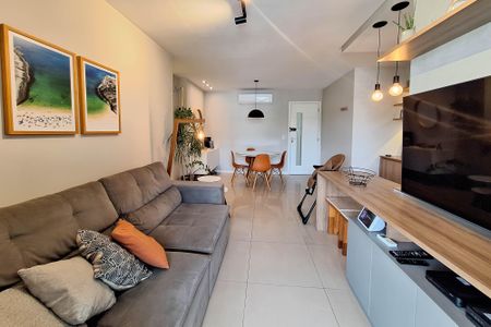Apartamento à venda com 78m², 2 quartos e 1 vagaSala