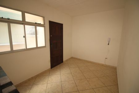 Sala de apartamento à venda com 2 quartos, 60m² em Bairro da Glória, Contagem
