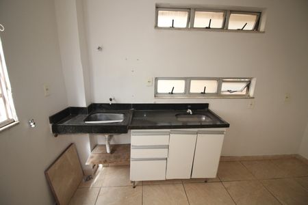 Apartamento à venda com 60m², 2 quartos e 1 vagaCozinha e Área de Serviço