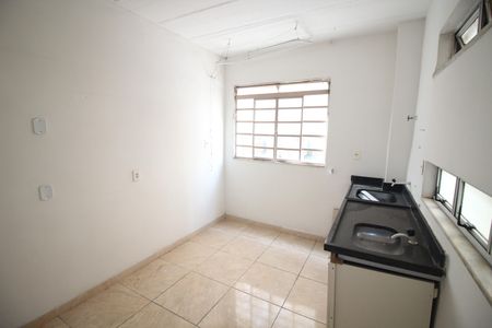 Apartamento à venda com 60m², 2 quartos e 1 vagaCozinha e Área de Serviço