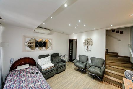 Casa à venda com 2 quartos, 120m² em Chácara Mafalda, São Paulo