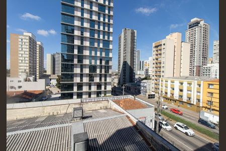 Vista  de kitnet/studio para alugar com 1 quarto, 17m² em Centro, Curitiba