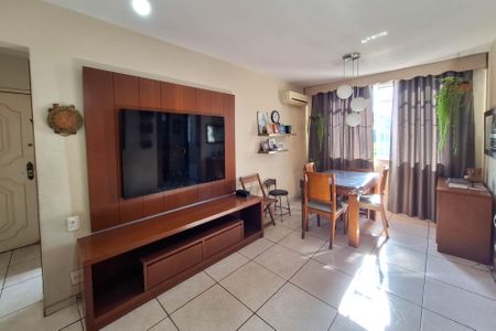 Apartamento à venda com 96m², 2 quartos e 1 vagaSala