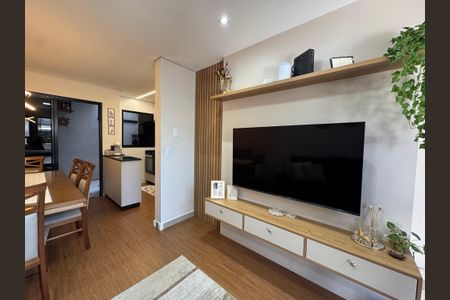 Sala de casa à venda com 2 quartos, 69m² em Bela Vista, Osasco