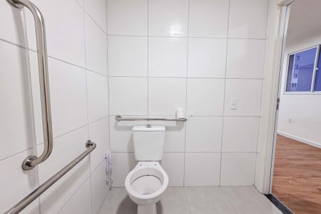 Banheiro social de apartamento para alugar com 1 quarto, 38m² em Jardim, Santo André