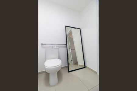 Studio para alugar com 30m², 1 quarto e sem vaga Studio para alugar com 30m², 1 quarto e sem vagaBanheiro