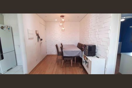 Sala de apartamento à venda com 2 quartos, 47m² em Vila Yolanda, Osasco