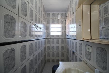 Casa para alugar com 70m², 2 quartos e sem vagaBanheiro