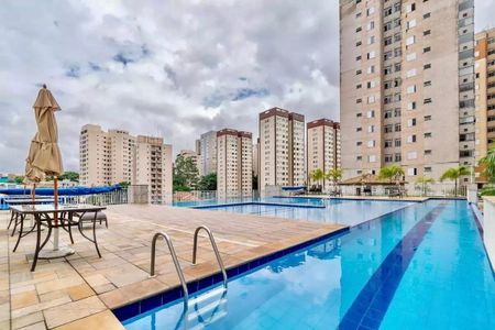 Apartamento para alugar com 90m², 3 quartos e 2 vagasÁrea comum - Piscina
