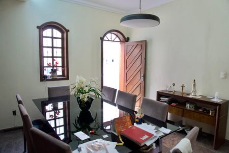 Casa à venda com 444m², 7 quartos e 5 vagasSala de Jantar