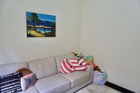 Casa à venda com 444m², 7 quartos e 5 vagasQuarto 1
