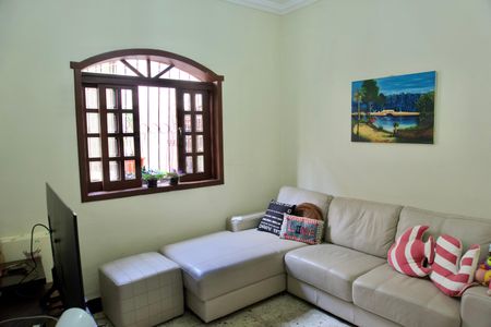 Casa à venda com 444m², 7 quartos e 5 vagasQuarto 1