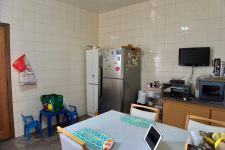 Casa à venda com 444m², 7 quartos e 5 vagasCozinha