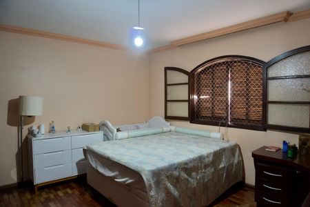 Casa à venda com 444m², 7 quartos e 5 vagasQuarto 7