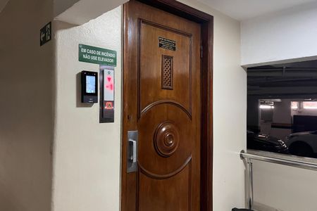 Apartamento para alugar com 156m², 3 quartos e 1 vagaÁrea comum