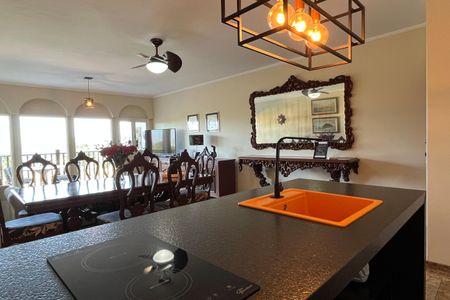 Apartamento para alugar com 156m², 3 quartos e 1 vagaCozinha e Área de Serviço