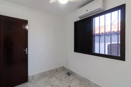 Casa à venda com 165m², 3 quartos e 2 vagas Casa à venda com 165m², 3 quartos e 2 vagasQuarto 2