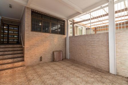 Casa à venda com 165m², 3 quartos e 2 vagas Casa à venda com 165m², 3 quartos e 2 vagasGaragem