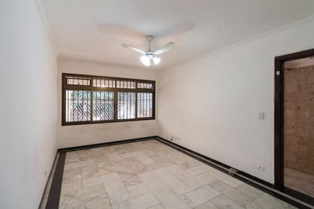 Sala de casa à venda com 3 quartos, 165m² em Jardim das Vertentes, São Paulo