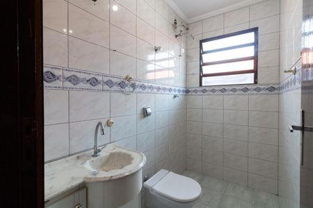 Casa à venda com 165m², 3 quartos e 2 vagas Casa à venda com 165m², 3 quartos e 2 vagasBanheiro 1