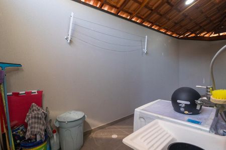 Casa à venda com 98m², 2 quartos e 3 vagasÁrea de Serviço