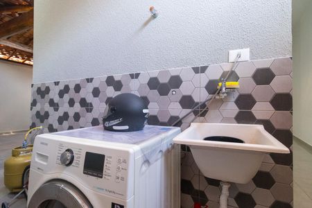 Casa à venda com 98m², 2 quartos e 3 vagasÁrea de Serviço