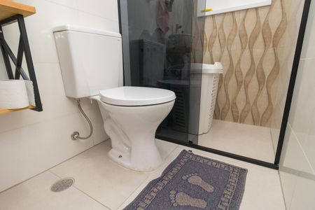 Casa à venda com 98m², 2 quartos e 3 vagasBanheiro da Suíte 2