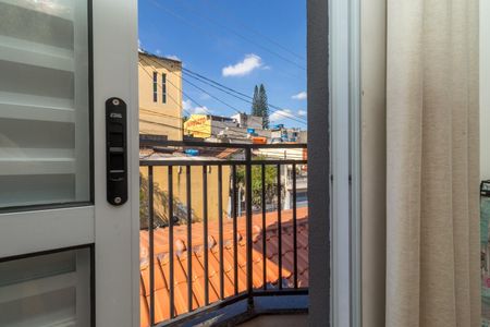 Casa à venda com 98m², 2 quartos e 3 vagasVaranda da Suíte 1