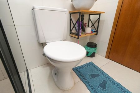Casa à venda com 98m², 2 quartos e 3 vagasBanheiro da Suíte 1