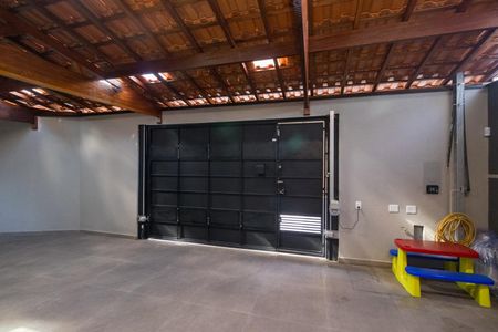Casa à venda com 98m², 2 quartos e 3 vagasGaragem