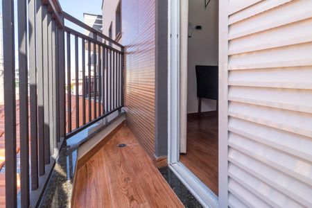 Casa à venda com 98m², 2 quartos e 3 vagasVaranda da Suíte 1