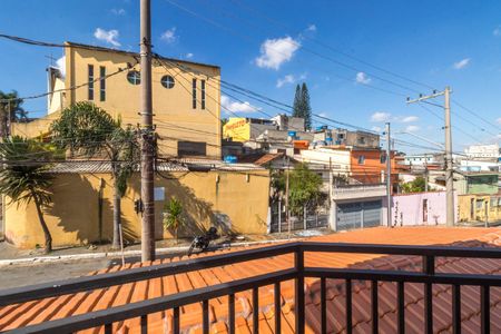 Casa à venda com 98m², 2 quartos e 3 vagasVaranda da Suíte 1 vista