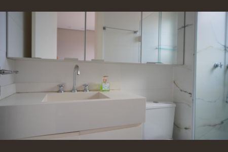 Apartamento à venda com 76m², 3 quartos e 2 vagasBanheiro 1