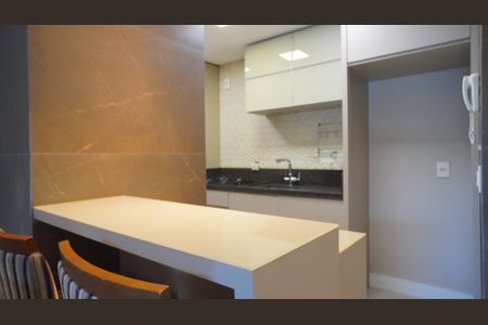 Apartamento à venda com 76m², 3 quartos e 2 vagasSala e cozinha 