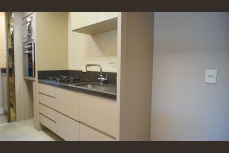 Apartamento à venda com 76m², 3 quartos e 2 vagasCozinha e Área de Serviço