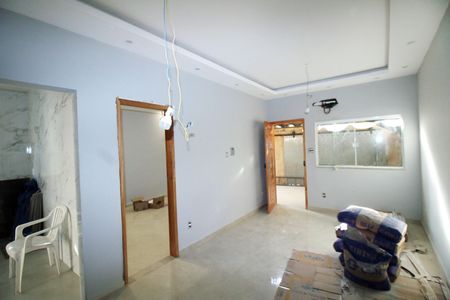 Sala de casa à venda com 2 quartos, 191m² em Vaz Lobo, Rio de Janeiro
