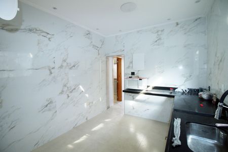 Casa à venda com 191m², 2 quartos e 1 vagaCozinha