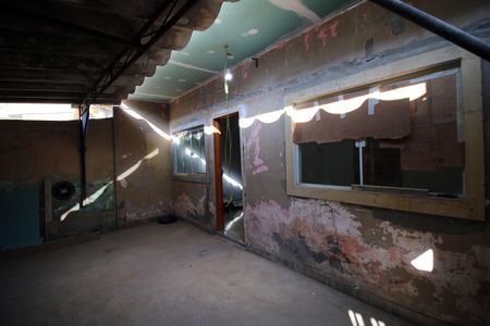 Casa à venda com 191m², 2 quartos e 1 vagaGaragem