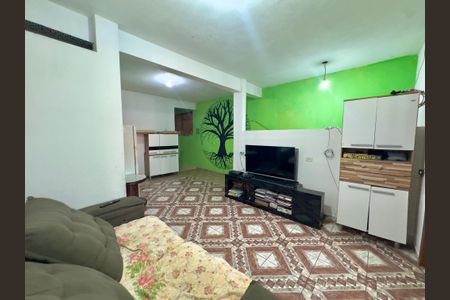 Casa para alugar com 300m², 4 quartos e 1 vaga Casa para alugar com 300m², 4 quartos e 1 vagaSala