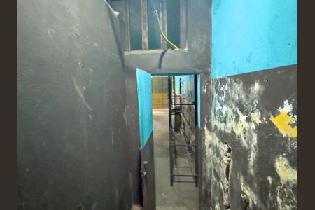 Casa para alugar com 300m², 4 quartos e 1 vaga Casa para alugar com 300m², 4 quartos e 1 vagaBanheiro da garagem