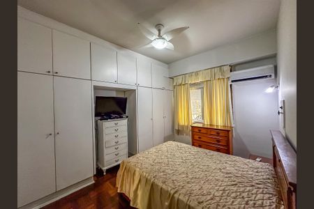 Apartamento para alugar com 126m², 3 quartos e 1 vagaQuarto