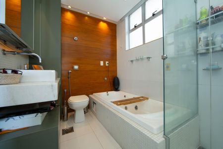 Apartamento à venda com 80m², 1 quarto e 1 vagaBANHEIRO
