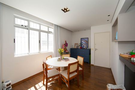 Apartamento à venda com 80m², 1 quarto e 1 vagaSALA