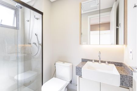 Apartamento para alugar com 35m², 1 quarto e sem vaga Apartamento para alugar com 35m², 1 quarto e sem vagaBanheiro da Suíte