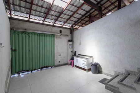 Casa à venda com 92m², 2 quartos e 1 vagaGaragem