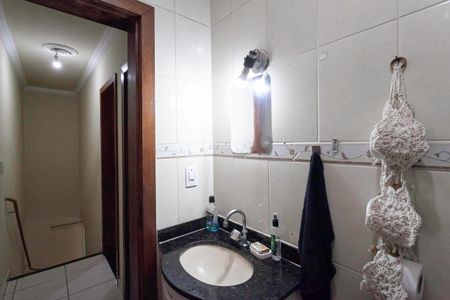 Casa à venda com 92m², 2 quartos e 1 vagaBanheiro social 