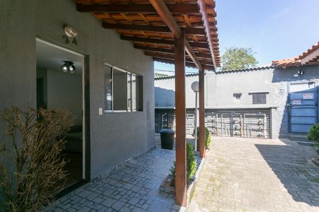 Casa de condomínio à venda com 75m², 2 quartos e 2 vagas Casa de condomínio à venda com 75m², 2 quartos e 2 vagasEntrada