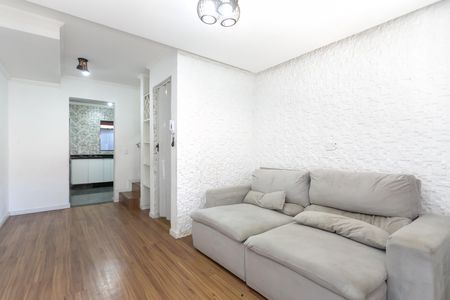 Casa de condomínio à venda com 75m², 2 quartos e 2 vagas Casa de condomínio à venda com 75m², 2 quartos e 2 vagasSala