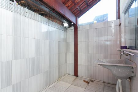 Área de Serviço  de casa de condomínio à venda com 2 quartos, 75m² em Jardim Helena, São Paulo