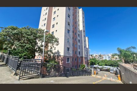 Apartamento para alugar com 65m², 3 quartos e 1 vagafachada